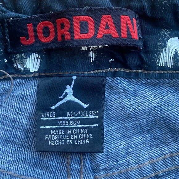 Jordan Jeans in Size 10 Reg - Picture 4 of 10